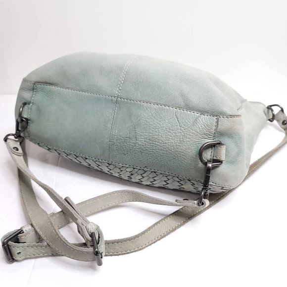 Handcrafted in India Soft Woven Leather Bag - Picture 4 of 9